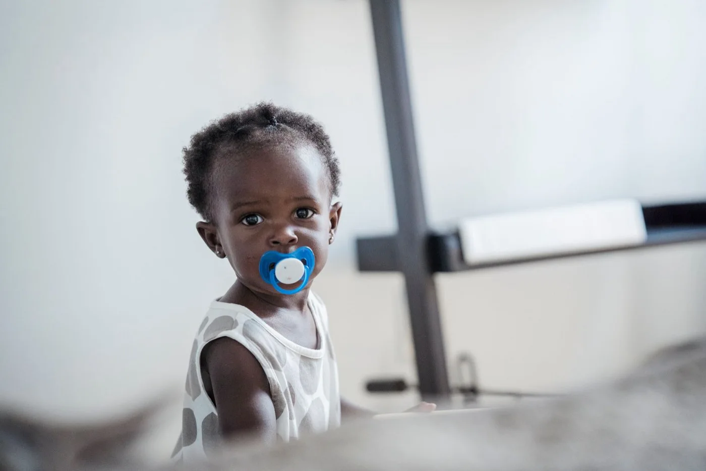 Approches du coucher de bébé : comparer les promesses et les contraintes